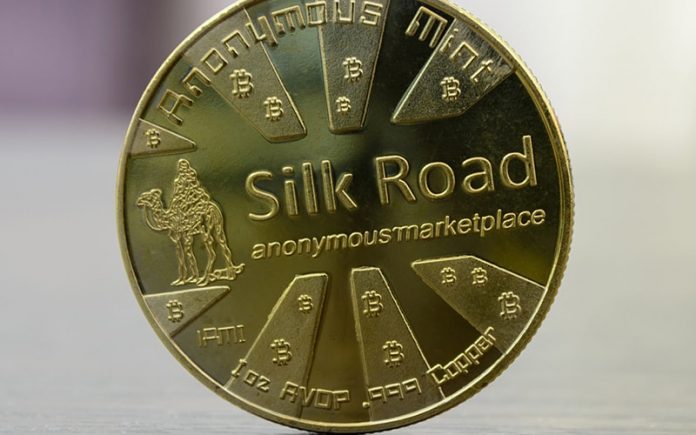 silk-road-bitcoin-crypto-shutterstock_1090643096-1920x800 دلال مواد مخدر سیلک رود به اتهام استفاده از بیت کوین برای پولشویی دستگیر شد