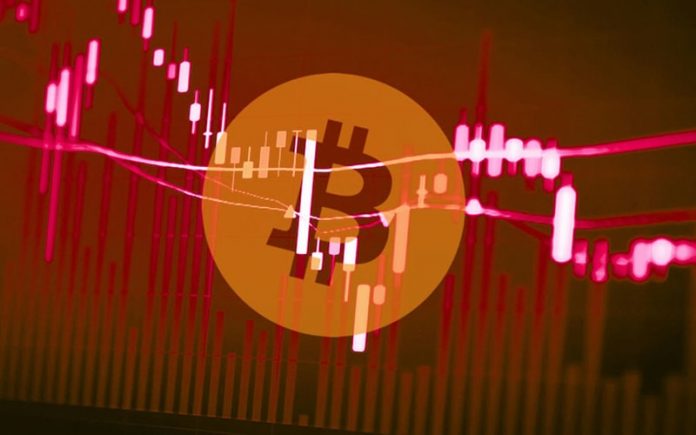 شتاب گرفتن حرکت رو به پایین بیت کوین و چشم‌انداز 9200 دلاری